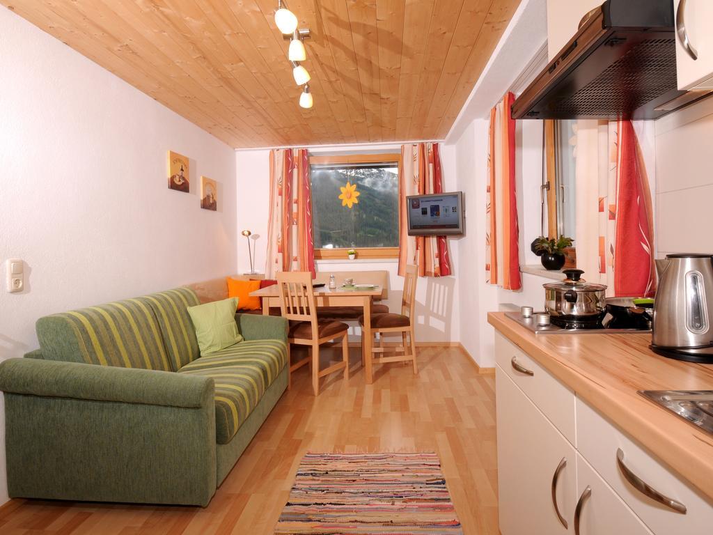 Single Apartment Martlerhof Tux Habitación foto